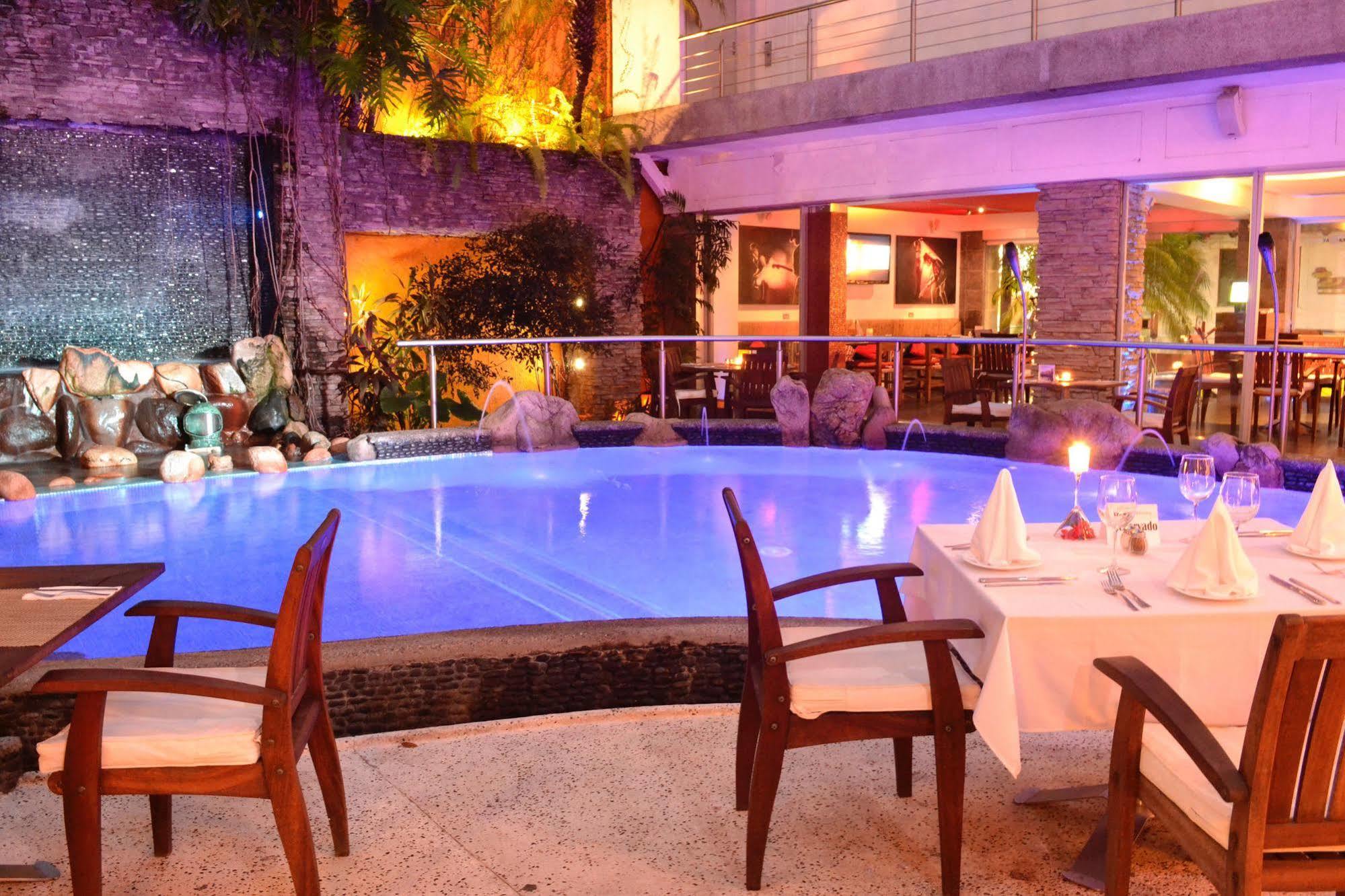 Hotel Rio Malecon Puerto Vallarta Luaran gambar